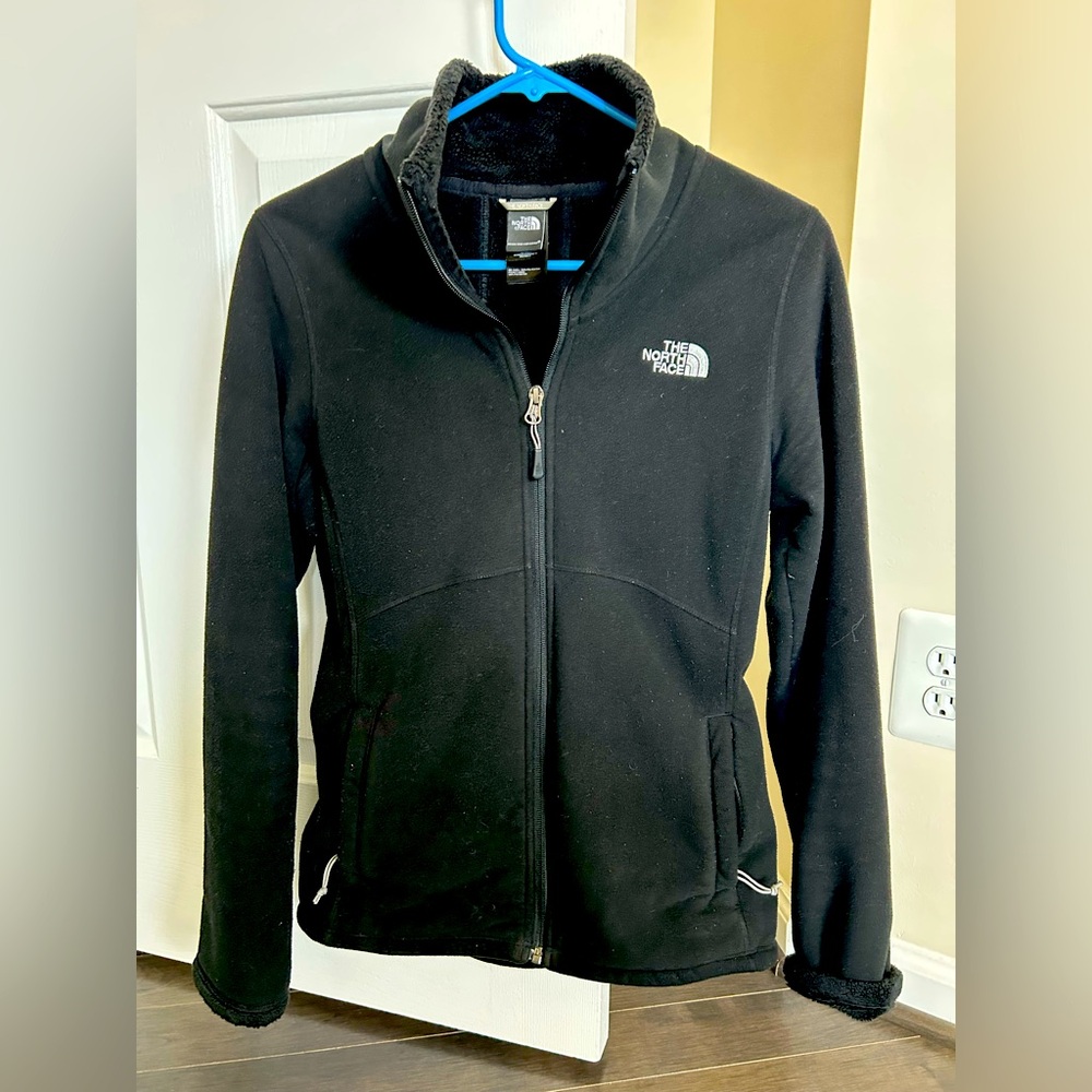 The North Face Women's Black Fleece Jacket